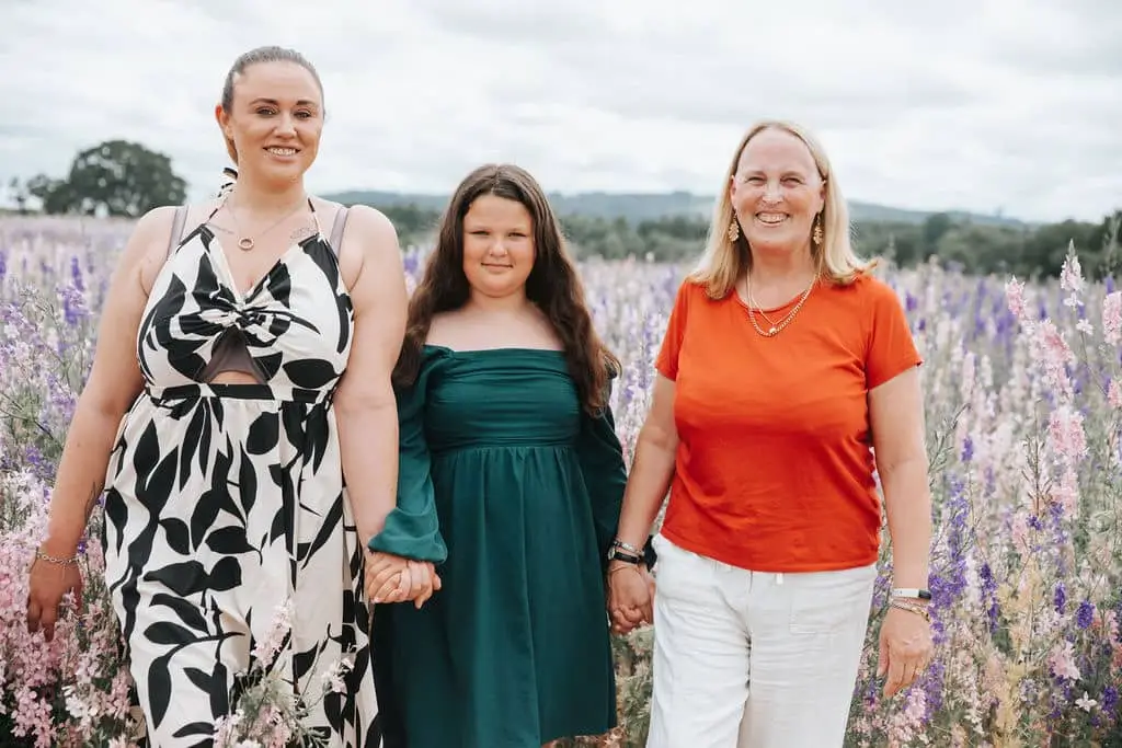 About Lesley - Your Celebrant